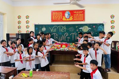 TRƯỜNG TIỂU HỌC NGỌC SƠN TỔ CHỨC VUI TẾT TRUNG THU NĂM 2025